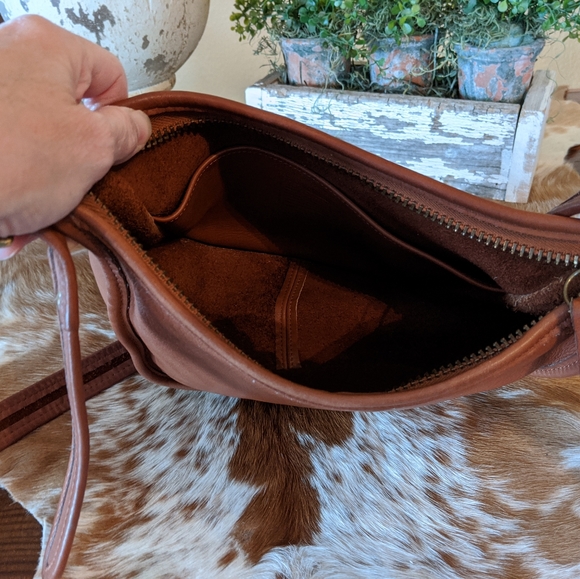 Vintage Coach Hobo 9950 - Picture 2 of 6